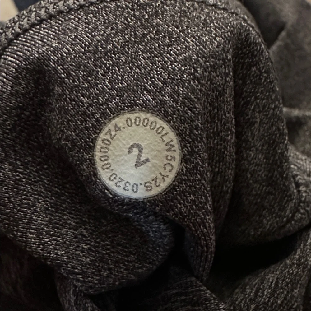 Lululemon Swift Speed High-Rise Tight 28" Heathered Black W5CY2S Luxtreme size 2 - Picture 2 of 3